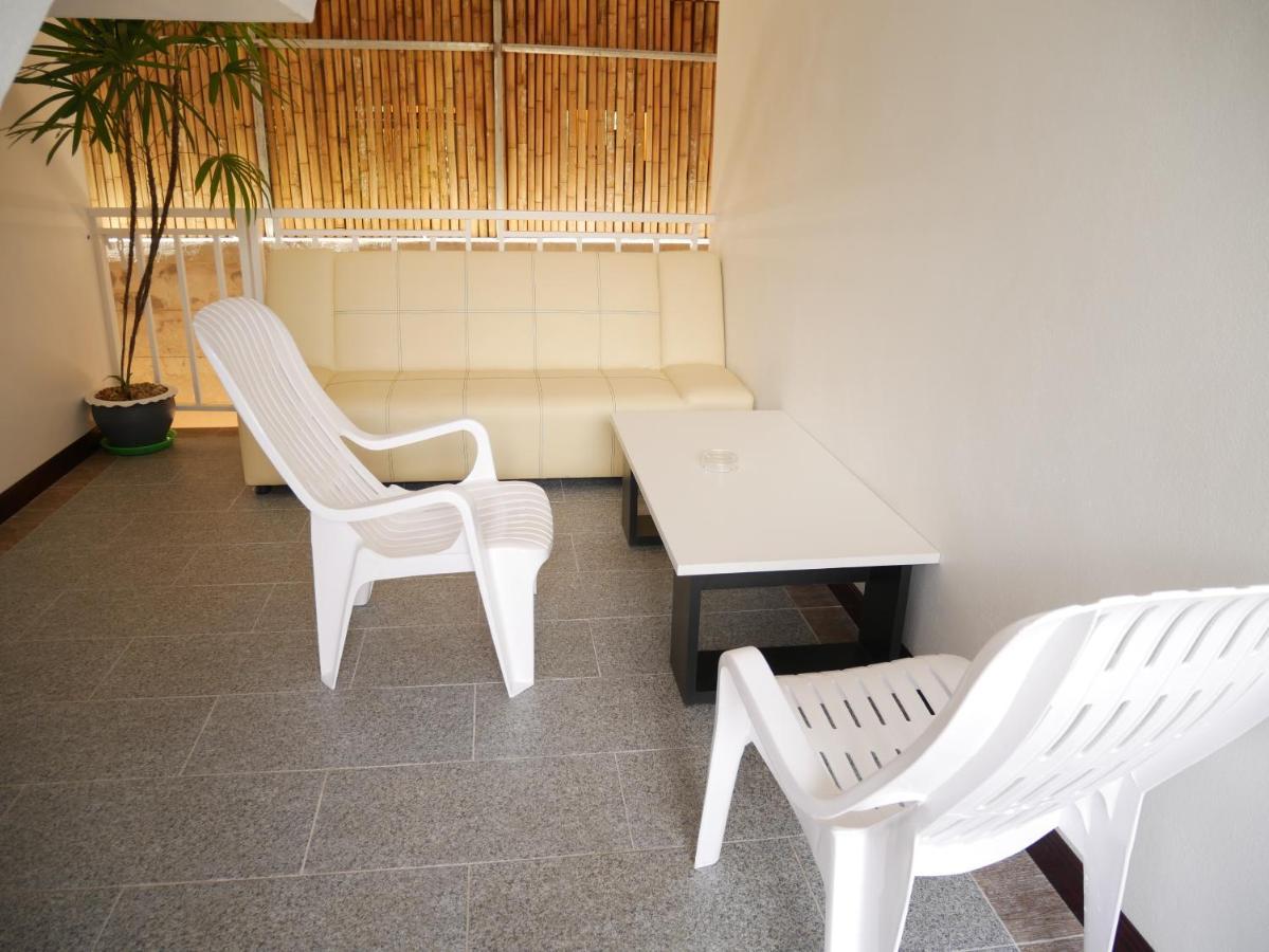 Sabaidee Mansion&Hotel Ko Lanta Екстериор снимка