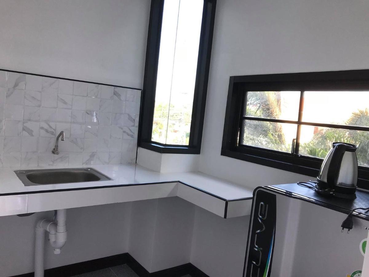 Sabaidee Mansion&Hotel Ko Lanta Екстериор снимка