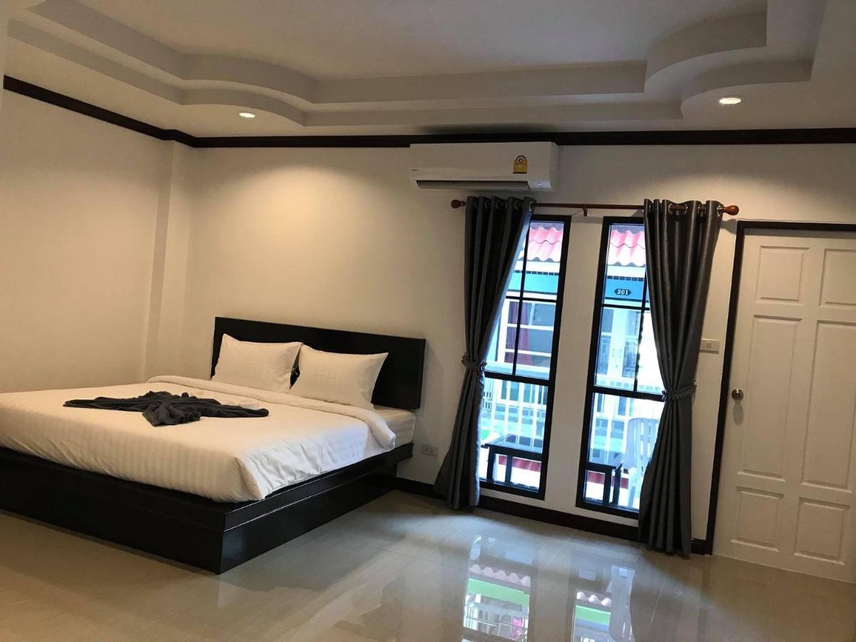 Sabaidee Mansion&Hotel Ko Lanta Екстериор снимка