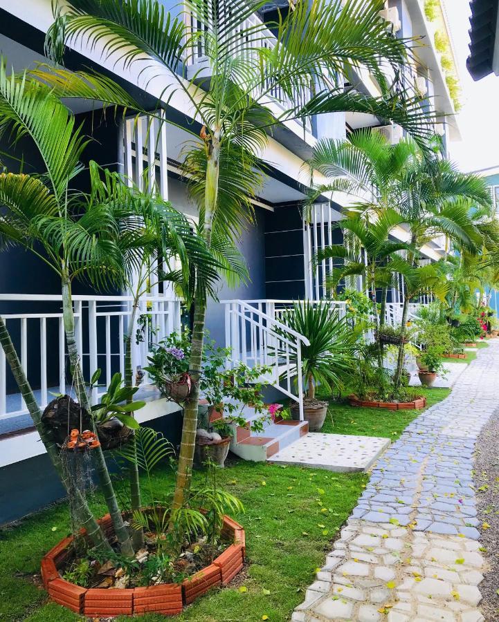 Sabaidee Mansion&Hotel Ko Lanta Екстериор снимка